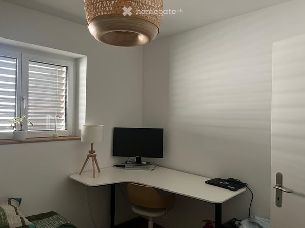 🏠 Bright 3.5-room apartment at Berninaplatz, Zürich Oerlikon 9