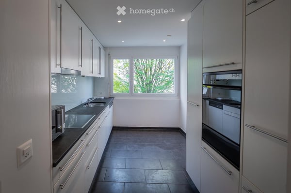 Helle 6.5-Zimmer-Wohnung mit Balkon und schoener Aussicht in Luzern 8