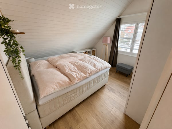 118 m² Maisonette mit 18 m² Galerie, 2 Balkonen, Cheminée & 2 Bädern 9