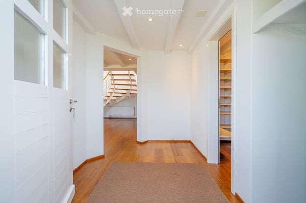 Exklusive Maisonette-Wohnung auf dem Horgenberg – naturnah wohnen, stadtnah leben 3