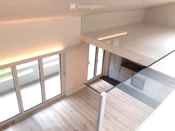 Helle ruhige 3-Zimmer-Dachwohnung mit Balkon, Seesicht inkl. Garage 5