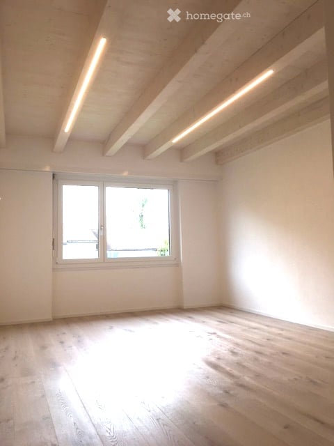 Helle ruhige 3-Zimmer-Dachwohnung mit Balkon, Seesicht inkl. Garage 10