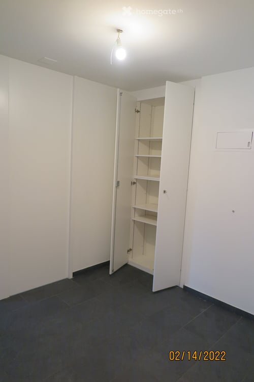 Frisch renovierte 3.5‑Zimmer‑Wohnung mit 44 m² Balkon 5.7 m2 in Therwil (HP Nr. 4) 8