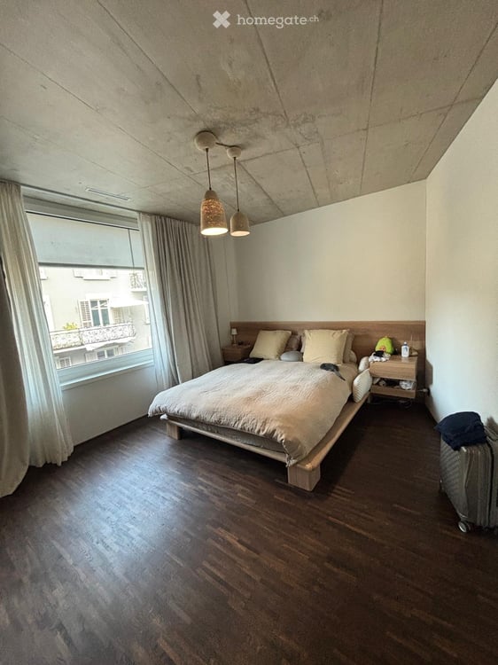 Grosszügige Neubauwohnung mitten in Zürich 11
