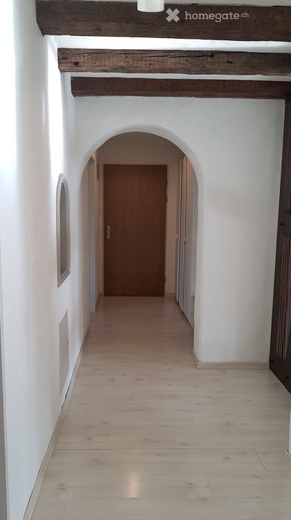 Helle 4.5-Zimmer-Wohnung mit Balkon und Cheminé 6