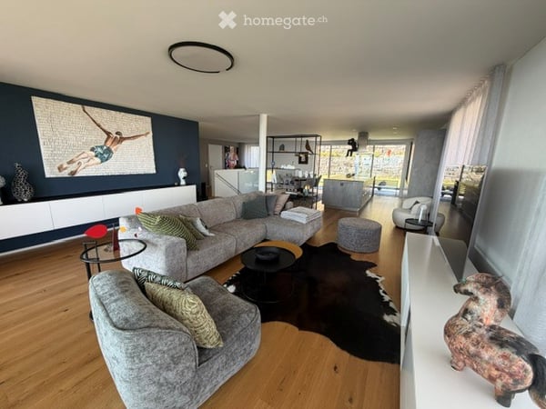 Exklusive und grosszügige 5.5-Zimmer-Maisonette-Wohnung mit atemberaubendem Zürichsee- und Bergblick 8