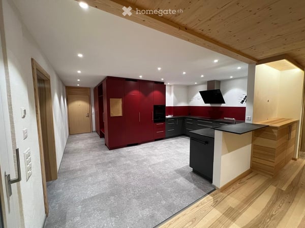 Moderne 3.5-Zimmer-Dachwohnung mit Bergblick in Küblis 3