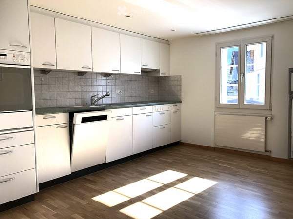 RENOVIERTES,  CHARMANTES  WOHNJUWEL  IN  RUHIGER  BESTLAGE 3