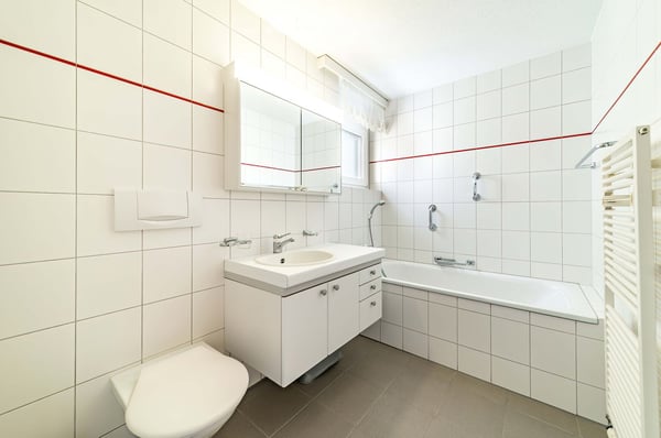 Sonnige Eigentumswohnung mit 2 Balkonen in Winterthur-Hegi 12
