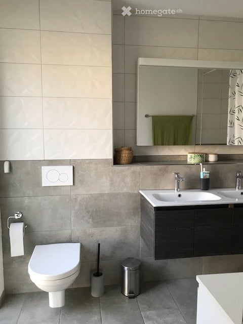 Moderne 3.5 Zi.-Wohnung in Oftringen mit grossem Umschwung 9