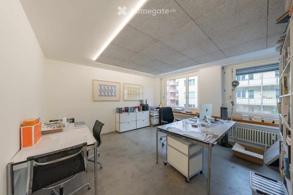 Moderner, heller Büroraum, an ruhiger Lage. Nähe Kreuzplatz. 3