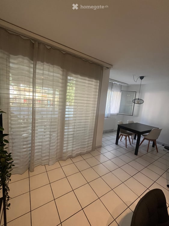 Appartement 3.5 pièces lumineux et calme à Sierre – disponible immédiatement 2