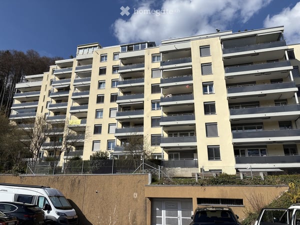 Kernsanierte, moderne 3.5-Zimmer-Wohnung mit Balkon und Garage in Luzern an top Lage mit Aussicht 12