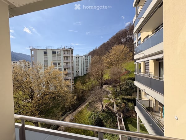 Kernsanierte, moderne 3.5-Zimmer-Wohnung mit Balkon und Garage in Luzern an top Lage mit Aussicht 11