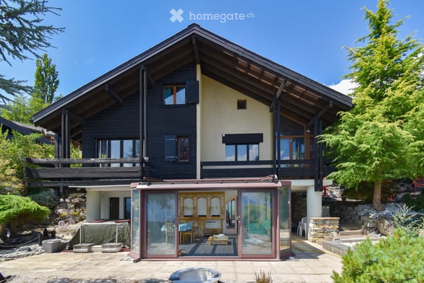 CRANS-MONTANA (MOLLENS) – CHALET FAMILIAL DE 4 CHAMBRES AVEC JARDIN ET VÉRANDA 14