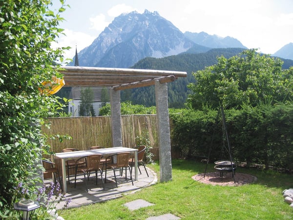 Charmantes 6-Zimmer-Engadinerhaus in Scuol – Historisches Bijou zur Dauermiete 9