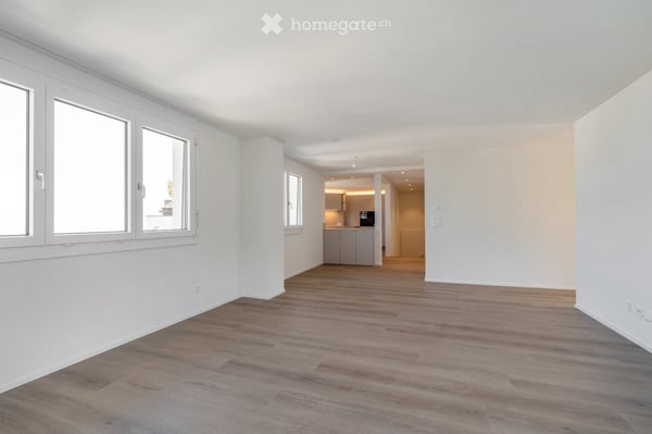 Wunderschöne 4.5-Zimmer-Wohnung mit Seesicht – frisch renoviert 3