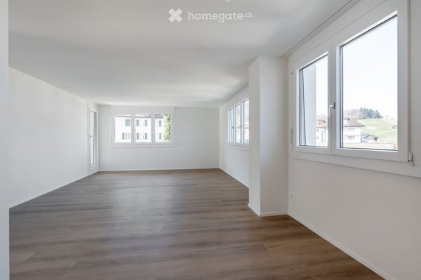 Wunderschöne 4.5-Zimmer-Wohnung mit Seesicht – frisch renoviert 2