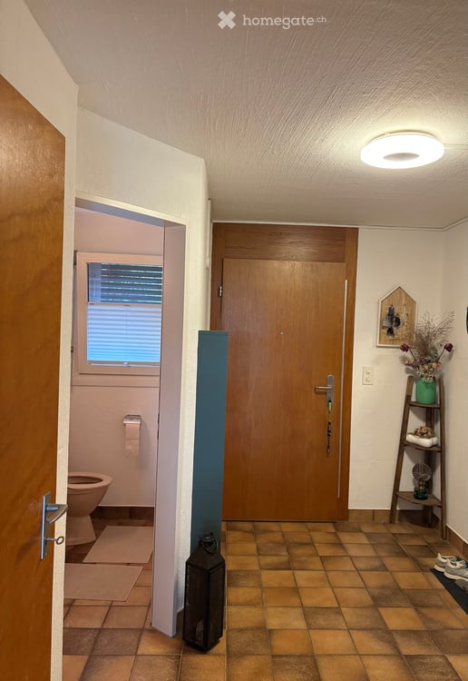 Schönes 4.5-Zimmer-Doppeleinfamilienhaus mit grossem Garten und Sicht auf den Zugersee 4