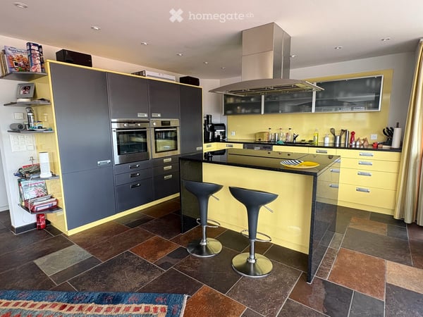 Exklusive Wohnung mit Panoramablick auf Alpstein & Säntis und privatem Garten 2