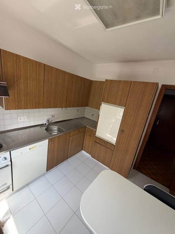 Accogliente appartamento di 1.5 locali con balcone a Pregassona 6