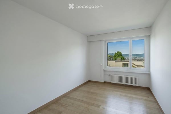 Charmante 3.5-Zimmer-Wohnung an ruhiger Lage von Küsnacht 4