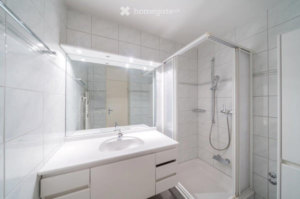 Charmante 3.5-Zimmer-Wohnung an ruhiger Lage von Küsnacht 6