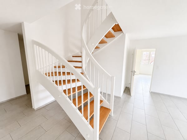 Charmante 5.5-Zimmer-Maisonette-Wohnung in Schöfflisdorf 3
