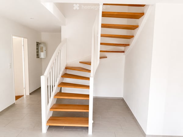 Charmante 5.5-Zimmer-Maisonette-Wohnung in Schöfflisdorf 4