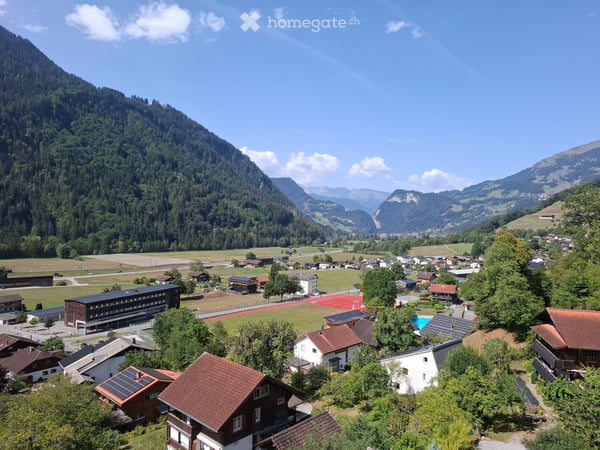 Gemütliche 3.5-Zimmer-Wohnung am Rozentobelweg in Schiers 1