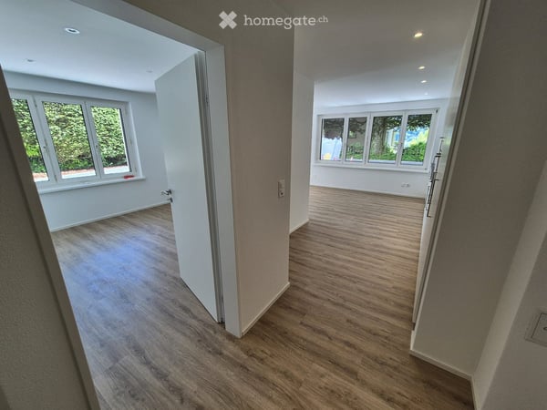 Moderne 2.5-Zimmer-Erdgeschosswohnung mit Terasse (30m2) in Schmerikon 3