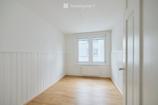 Renovierte 3.5-Zimmer-Wohnung im Altbau an der Spyristrasse, St. Gallen 4