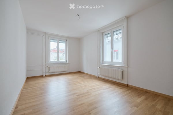 Renovierte 3.5-Zimmer-Wohnung im Altbau an der Spyristrasse, St. Gallen 2