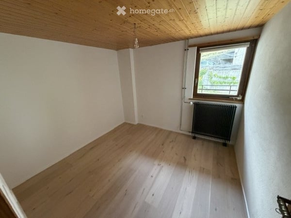 Charming 4.5-Room Apartment in the Heart of Filisur – Available Immediately 5