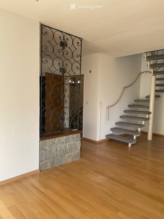 Ausssichtsreiche, ruhige 5 1/2 - Zimmer-Maisonette-Wohnung in Jenins - Bündner Herrschaft 6