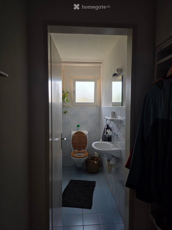 Helle 3.5-Zimmer-Wohnung mit Balkon in Zürich-Albisrieden 3