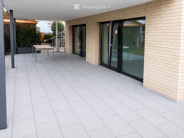 Moderne 3½-Zimmer-Wohnung mit grossem Sitzplatz in Nottwil 1