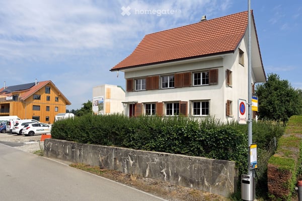 7.5-Zimmer-Bauernhaus mit bewilligtem Umbauprojekt und grossem Potenzial in Bänikon (TG) 2