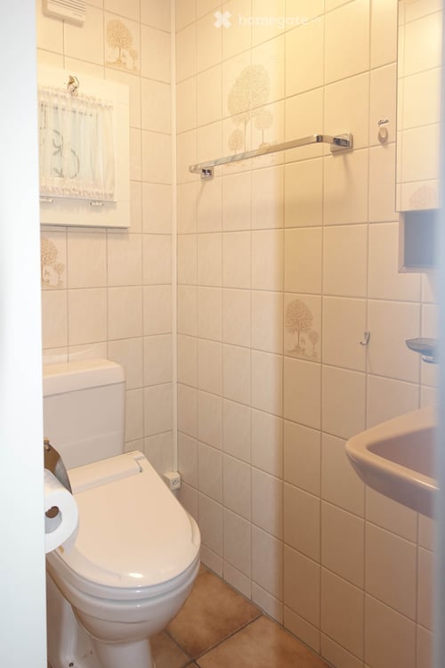 Charmantes 5.5-Zimmer-Zweifamilienhaus in Wolfhausen 6