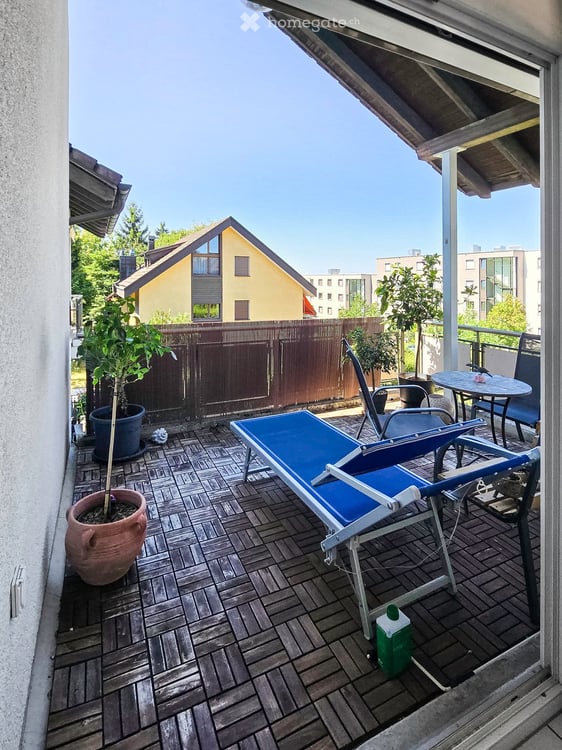 Gemütliche 2.5-Zimmer-Wohnung mit Balkon in Waldegg b. Uitikon 4
