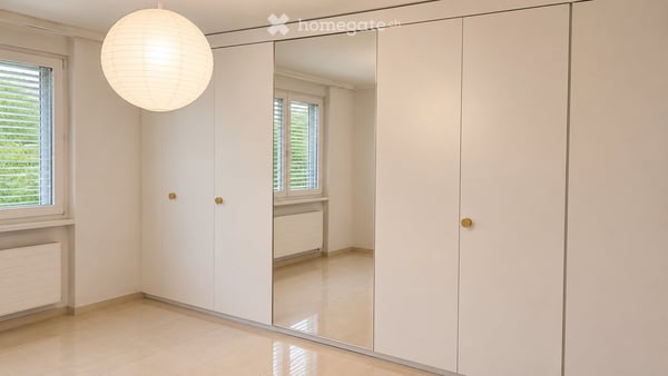 Ruhiges Penthouse mit See- und Alpenblick in Enge 9