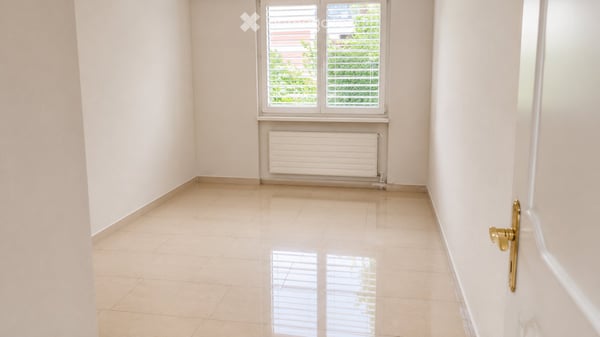 Ruhiges Penthouse mit See- und Alpenblick in Enge 8