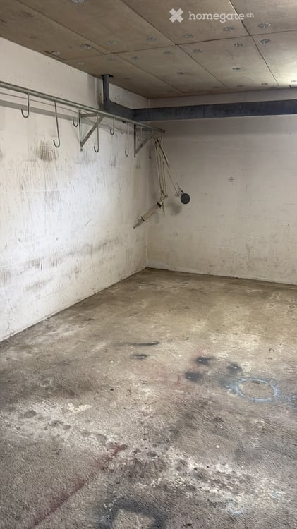 Dépôt/Atelier à Avully 2