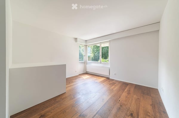 Traumhafte Terrassenwohnung mit unverbaubarer Sicht auf See und Berge 3