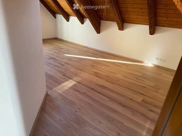 Charmante 3.5-Zimmer-Dachwohnung in Bäretswil 7