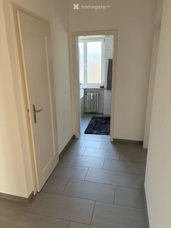 4-Zimmer-Wohnung mit Balkon in Bottmingen 6