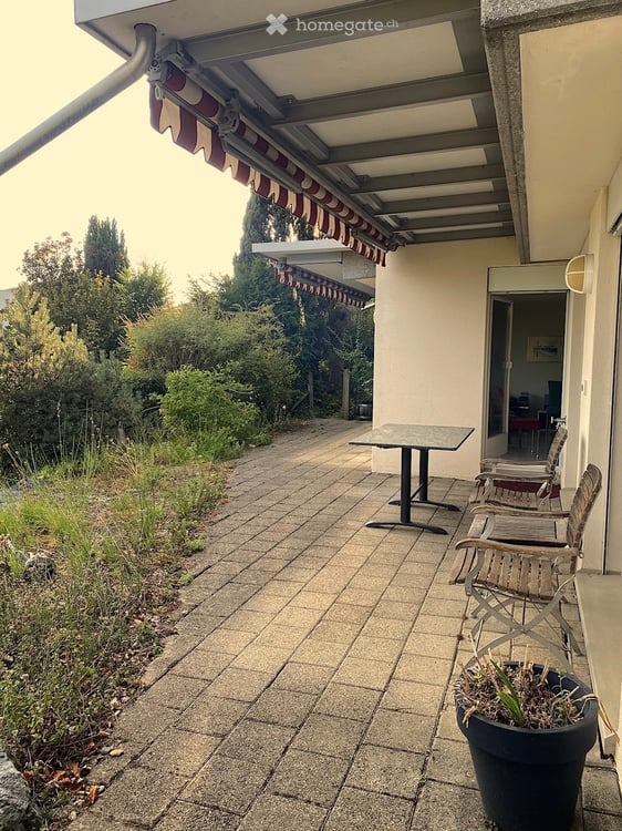 Terrassenwohnung mit traumhafter Aussicht und grosszügigem Aussenbereich 8