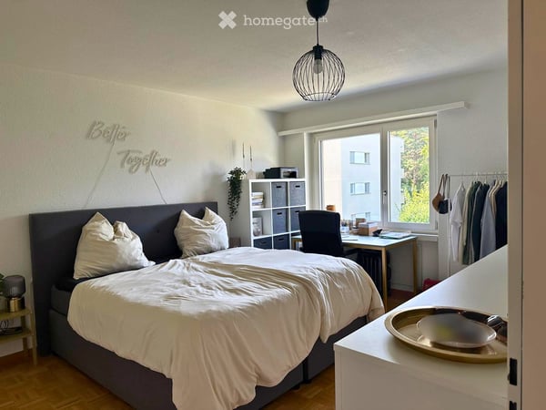 Helle 2.5-Zimmer-Wohnung mit Balkon und schöner Aussicht in Steffisburg 3