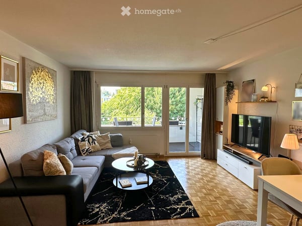 Helle 2.5-Zimmer-Wohnung mit Balkon und schöner Aussicht in Steffisburg 1