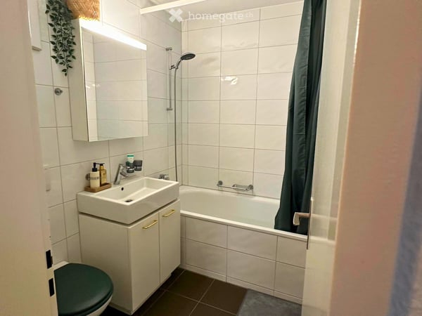 Helle 2.5-Zimmer-Wohnung mit Balkon und schöner Aussicht in Steffisburg 4